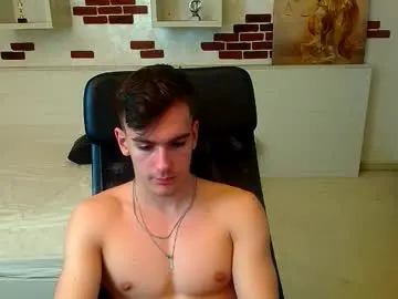 Chaturbate Live Sex Cam of bradyflint