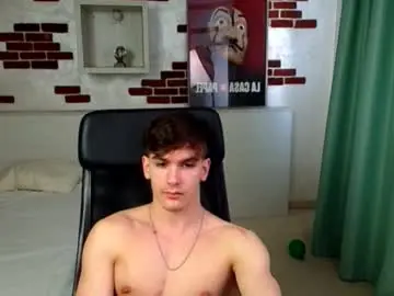 Chaturbate Live Sex Cam of bradyflint