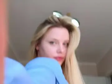 Chaturbate Sex Chat of crystal_angells