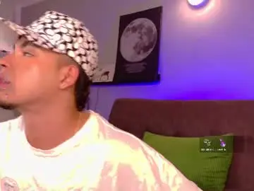Chaturbate Best live sex cam show of ken_boy_