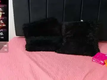 Chaturbate Live Sex Cam of lunaydream