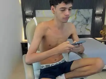 Chaturbate Live Sex of dark_desiree18