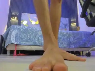 Chaturbate Live Sex Cam of dark_desiree18