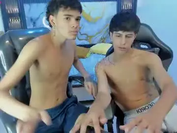 Chaturbate Live Porn of dark_desiree18