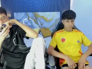 Chaturbate Live Porn of dark_desiree18