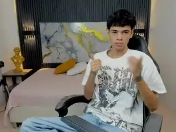 Chaturbate Adult Webcams of dark_desiree18