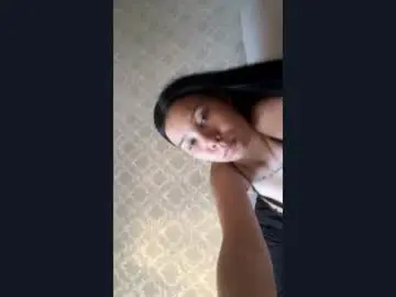 Chaturbate Adult Video Chat of nolli_heily