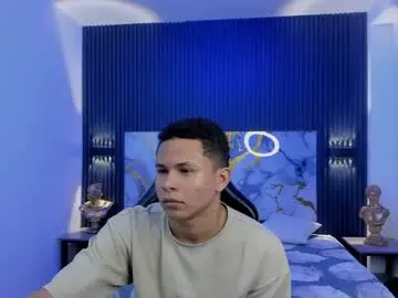 Chaturbate Live Porn of andres1_8