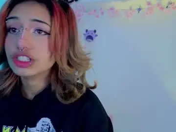 Chaturbate Sex Chat of isisjones18