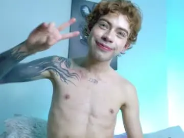 Chaturbate Live Sex Cam of noah_lambert