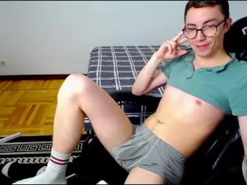 Chaturbate Adult Webcams of charlieseyer