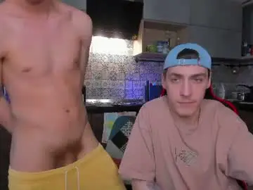 Chaturbate Live Sex Cam of esthetics_boys