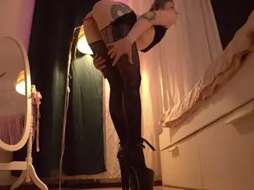 Chaturbate Sex Chat of fuckingtoy_