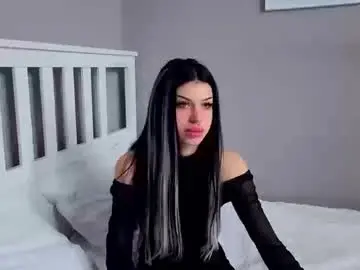 Chaturbate Free Porn Cam of xxx_holips_xxx