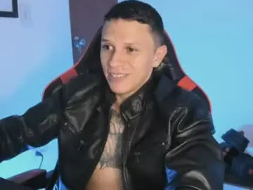 Chaturbate Live Porn of masterdave7