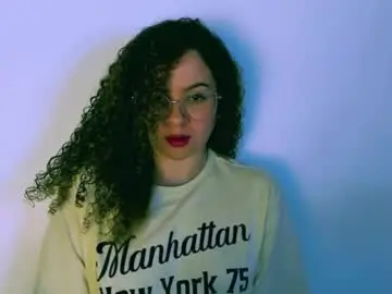 Chaturbate Live Porn of sultrysecrets_