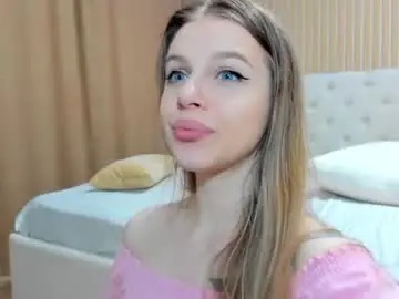 Chaturbate Sex Chat of mila_polly_and_forester