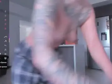 Chaturbate Free Porn Cam of hilary_jones_22