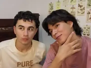 Chaturbate Live Sex Cam of patri_ck_villa