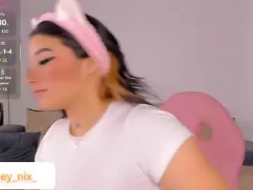 Chaturbate Best live sex cam show of cute_sarita18