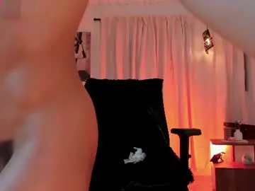 Chaturbate Nude Webcam of isabellalux_