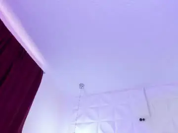 Chaturbate Nude Webcam of _gabi_hot