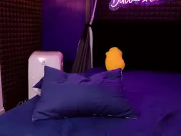 Chaturbate Sex Cam of bull_vixen2001