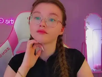Chaturbate Best live sex cam show of keiraace