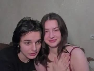 Chaturbate Free Porn Cam of muuur_fam1