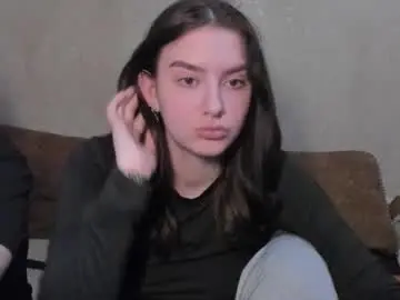 Chaturbate Watch Live Sex Cams of muuur_fam1