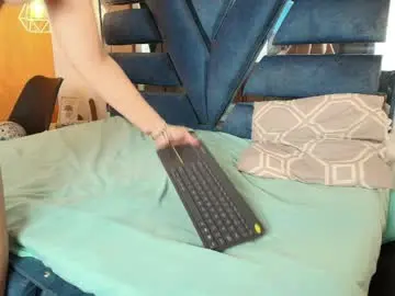 Chaturbate Live Porn of zoe_and_dylan_