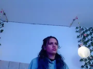 Chaturbate Live Sex Cam of kikimia