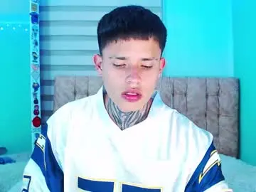 Chaturbate Live Sex of _justinmoon2