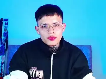 Chaturbate Live Sex Cam of _justinmoon2