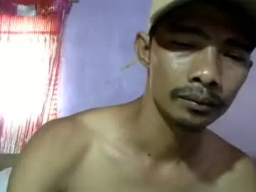 Chaturbate Free Porn Cam of raffyhardcock4u