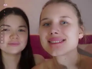 Chaturbate Live Sex Cam of sweetyoops