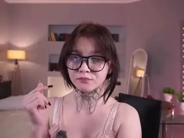 Chaturbate Live Sex Cam of sweetyoops