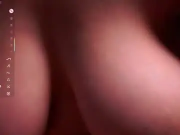 Chaturbate Live Sex Cam of sweetyoops
