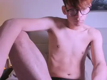 Chaturbate Adult Webcam of alejandroalvarez1613