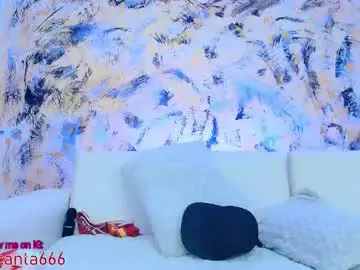 Chaturbate Live Sex Cam of dustindollin_