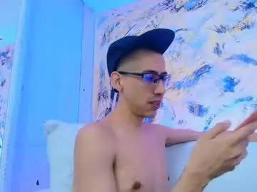 Chaturbate Live Sex Cam of dustindollin_