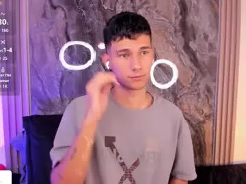 Chaturbate Live Sex Cam of kingparker1