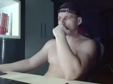 Chaturbate Adult Video Chat of poliglotjoe