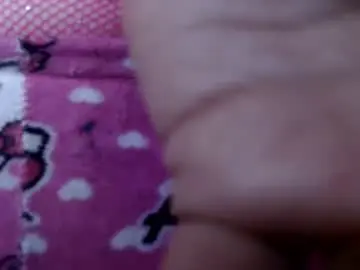 Chaturbate Free Porn Cam of shopie_hank