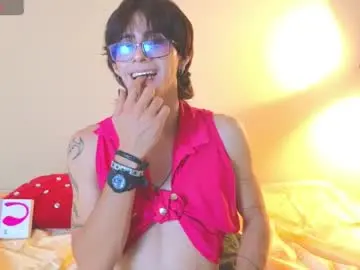 Chaturbate Live Sex Cam of andrey_noir