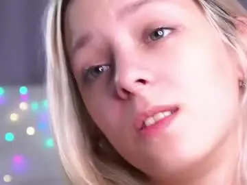 Chaturbate Best live sex cam show of peek_in_my_window