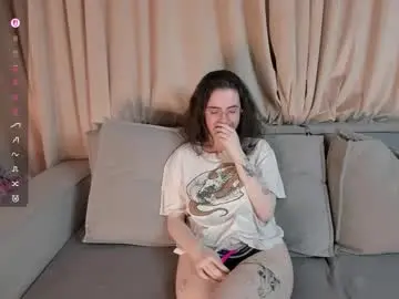 Chaturbate Adult Video Chat of twannathidphy