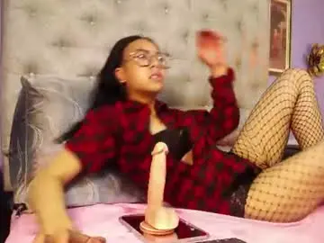 Chaturbate Live Sex Cam of shark_star