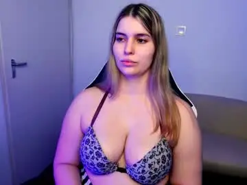 Chaturbate Live Sex Cam of shy_nerd_babyy