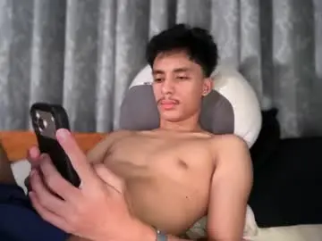 Chaturbate Nude Webcam of twink_hairyass69